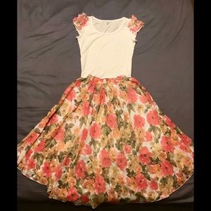 Two piece floral thirst and skirt